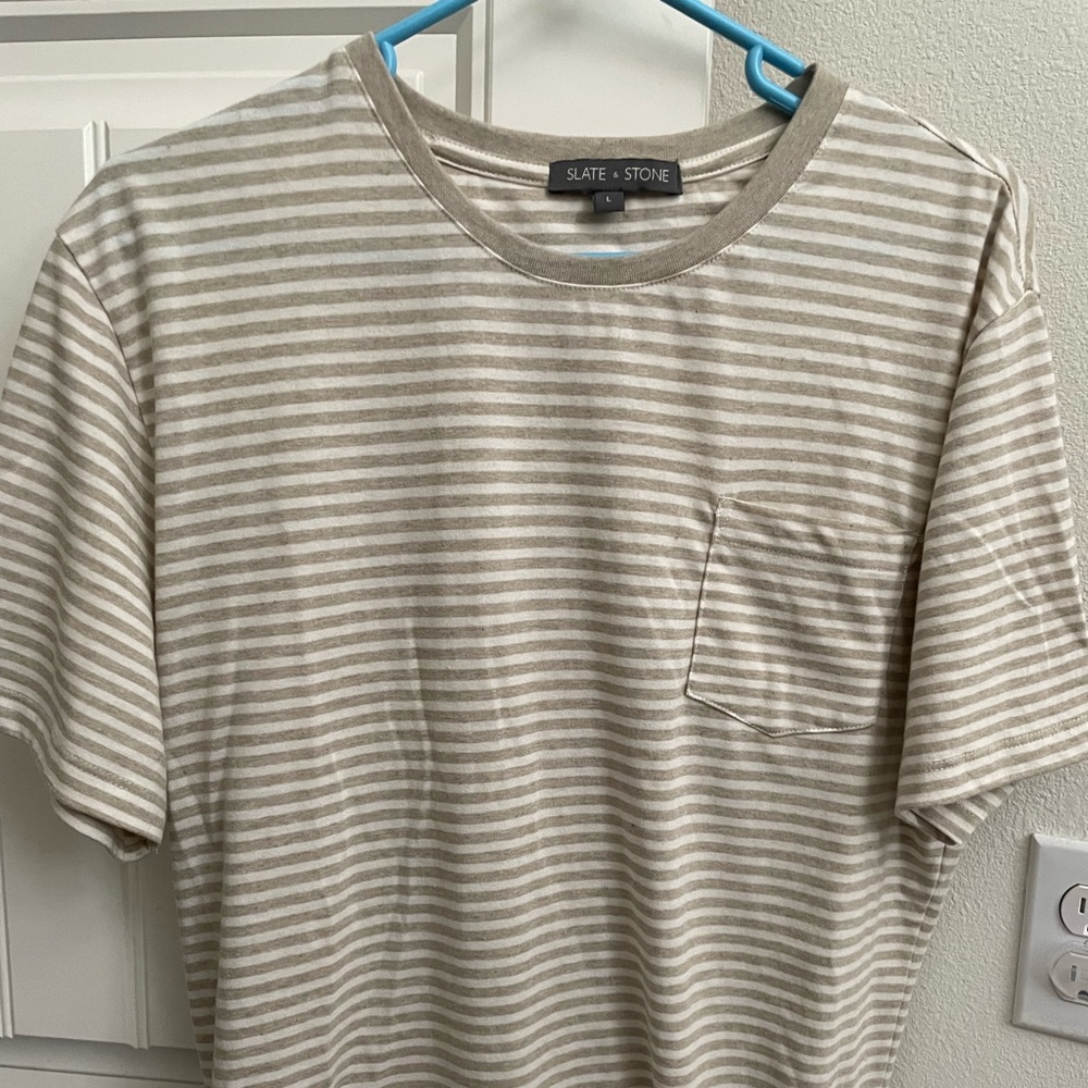 Tan Slate & Stone t-shirt, size large.